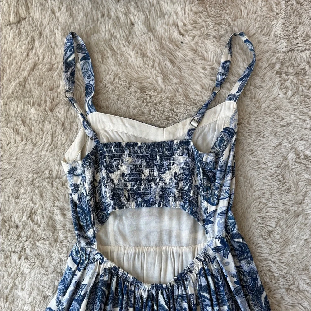 Garage White and Blue Paisley Midi Dress - Picture 2 of 2